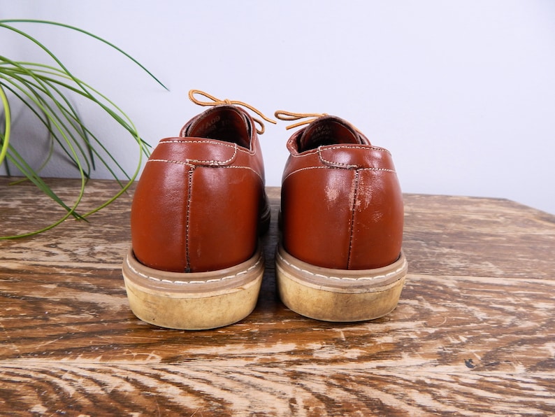 Men/'s Vintage 70s Cognac Brown Leather Toughlite Rajah Crepe Gum Sole Lace Up Derby Boat Top Stitched Oxford Moccasin Shoes Size 10.5 10