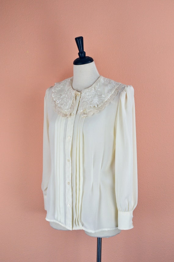 Women's Vintage 90s Cream Sheer Chiffon Lace Trim… - image 3