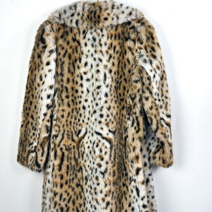 Women's Vintage 60s 70s Sears Tissavel France Pile 100% Acrylic Leopard Fuzzy Faux Fur Dress Swing Coat w/ Peach Satin Lining // Size S M image 8