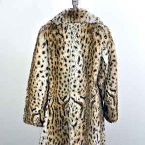 Women's Vintage 60s 70s Sears Tissavel France Pile 100% Acrylic Leopard Fuzzy Faux Fur Dress Swing Coat w/ Peach Satin Lining // Size S M image 6