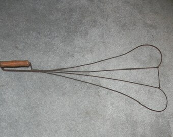 Carpet Beater with Wood Handle - Large - Vintage