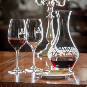 Irish Wedding Gift | Scottish Wedding | Medieval Wedding | Exquisitely Hand Engraved Crystal Glasses With Trinity Knot | Shipping Included