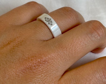 White ceramic Unity and Love Baha'i Ringstone symbol band ring