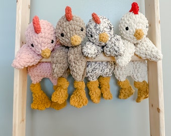 Miniaturowy Przytulacz z Pierzastym Przyjacielem (Krzyżówka, Kaczka, Kurczak, Pingwin) | Zabawka ze Własnoręcznie Zrobionego Zwierzątka | Prezent Na Pierwsze Urodziny | Prezenty Bożonarodzeniowe Dla Dzieci