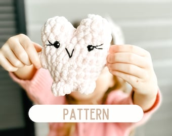 NO SEW Crochet Pattern - Polly the Pocket Heart | Pocket Plush | Valentine's Gift for Kids | Crochet Heart | Valentine's Day Plush