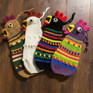 PATTERN ONLY: Chicken Bag-Holder Crochet Pattern image 1