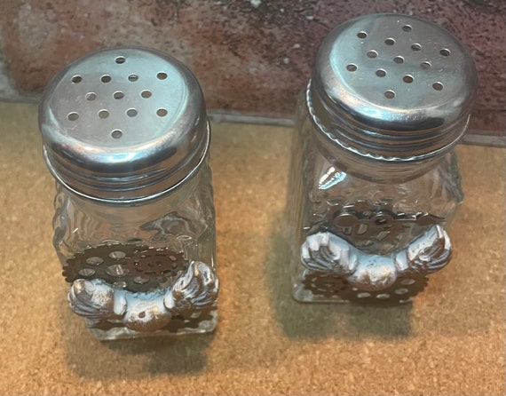 Industrial salt and pepper shakers cheap