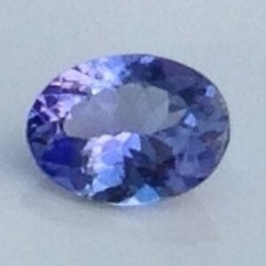 Crocus Tanzanite 0.90 Carats Oval 5.5x7.25mm Natural Solitaire Gemstone with Video image 3