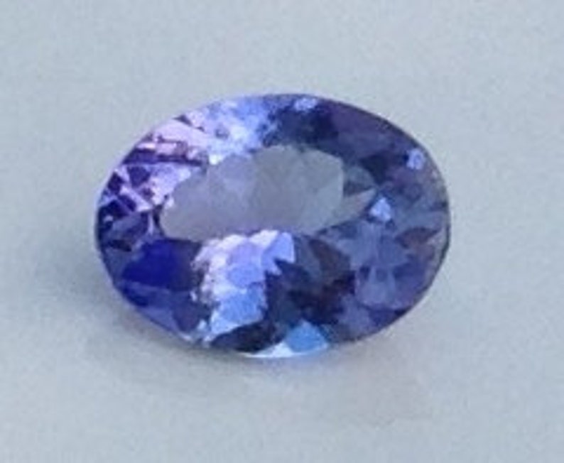 Crocus Tanzanite 0.90 Carats Oval 5.5x7.25mm Natural Solitaire Gemstone with Video image 3