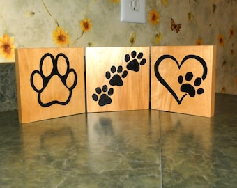 Three Panel Wood Paw Print Table or Desk Top Display, Light or Dark Finish