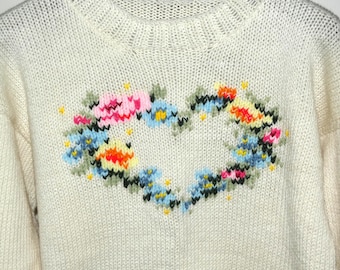 New Handmade Knit Crew Neck Sweater Floral Wreath Women's size L/XL Off White