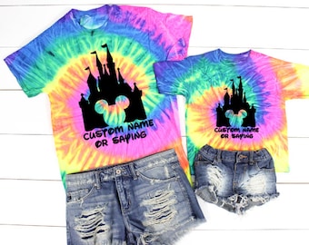 Camiseta teñida con el castillo de Mickey, camiseta teñida con el castillo de Disney, camiseta teñida con el castillo de Disney, camiseta teñida con el castillo de Disney, camiseta de Disney World