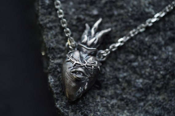 Sterling Silver Sacred Heart With Thorns Necklace Human Anatomical Heart Charm Pendant Handmade by Ellen Rococo Gothic Vampire Necklace Etsy New Zealand