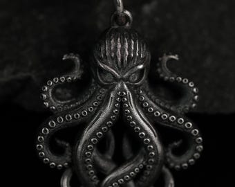 Gothic Octopus Necklace – Dark Silver Kraken Pendant – Ocean Myth Jewelry – Handmade Statement Piece