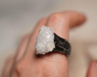 Beautiful massive ring with rock crystal