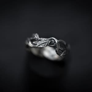 Elven silver ring "ivy"