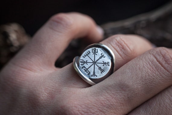 Anello Argento 925 Stile Vichingo Biker Con Vegvisir - Teschio E Bussola Magica Islandese, Ossidato