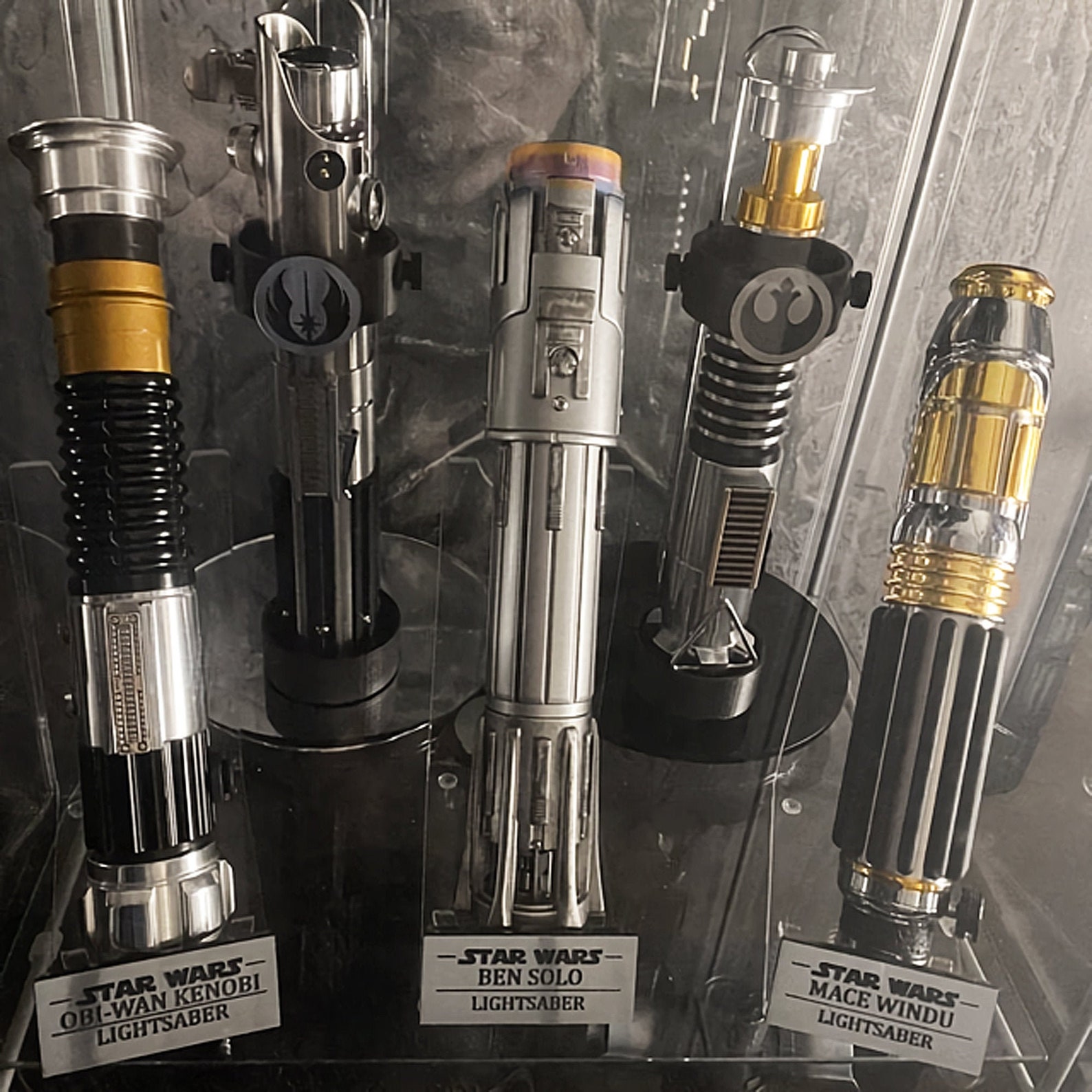 What Is Engraved On Mace Windu's Lightsaber at David Placencia blog