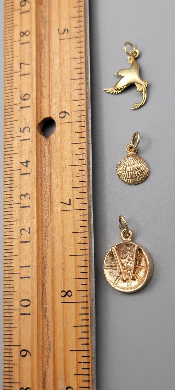 Vintage 14K Gold Bird Charm Pendant, Lucky Charm - image 8
