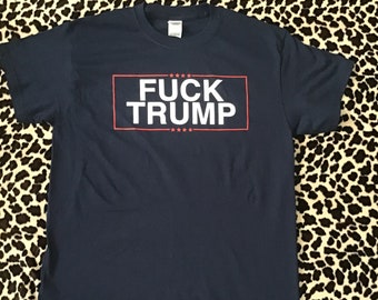 Das Fake-Trumpf-T-Shirt