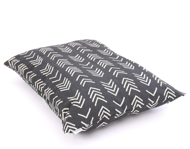 Modern Mud Cloth Black dog bed cover // Boho mudcloth pet bed Etsy