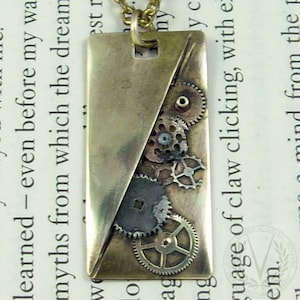 Splendid Brass Steampunk pendant with FREE Pendant Box