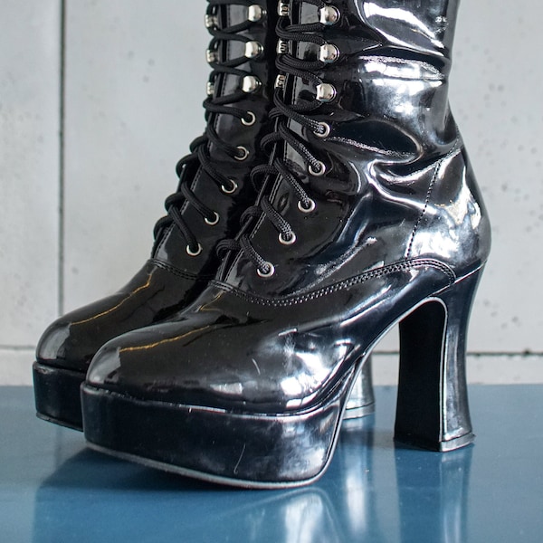 vintage Funtasma high heel fetish platform boots Witch Wednesday 38
