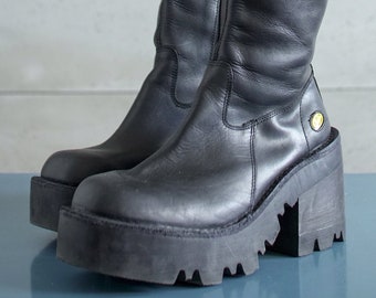 BUFFALO tread platform boots 90's Club Kid Grunge Gothic 90s boots vintage black boots chunky clubkid platform goth retro