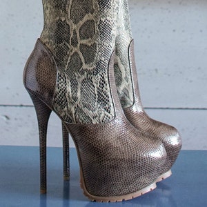 EUR38 US7.5 1969 Unikat Print Vintage y2k extrem original Plateau Overknee Stiefel Designer Absatz UK5