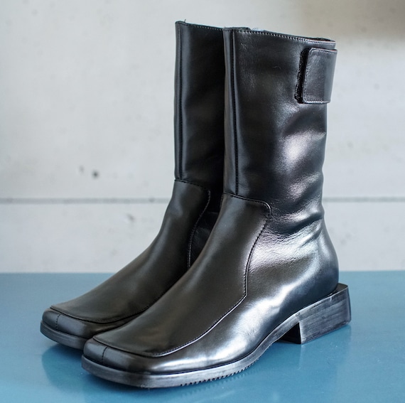 Dior shop moto boots