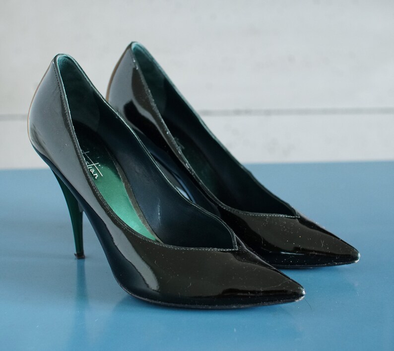 Sebastian vintage designer high heel pumps