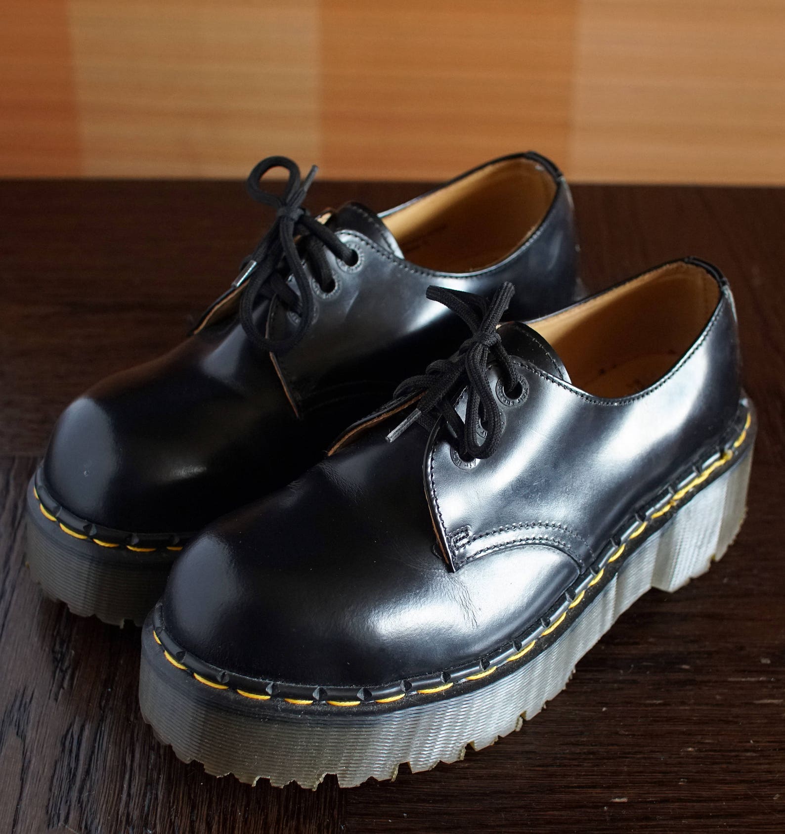 dr martens low rise platform