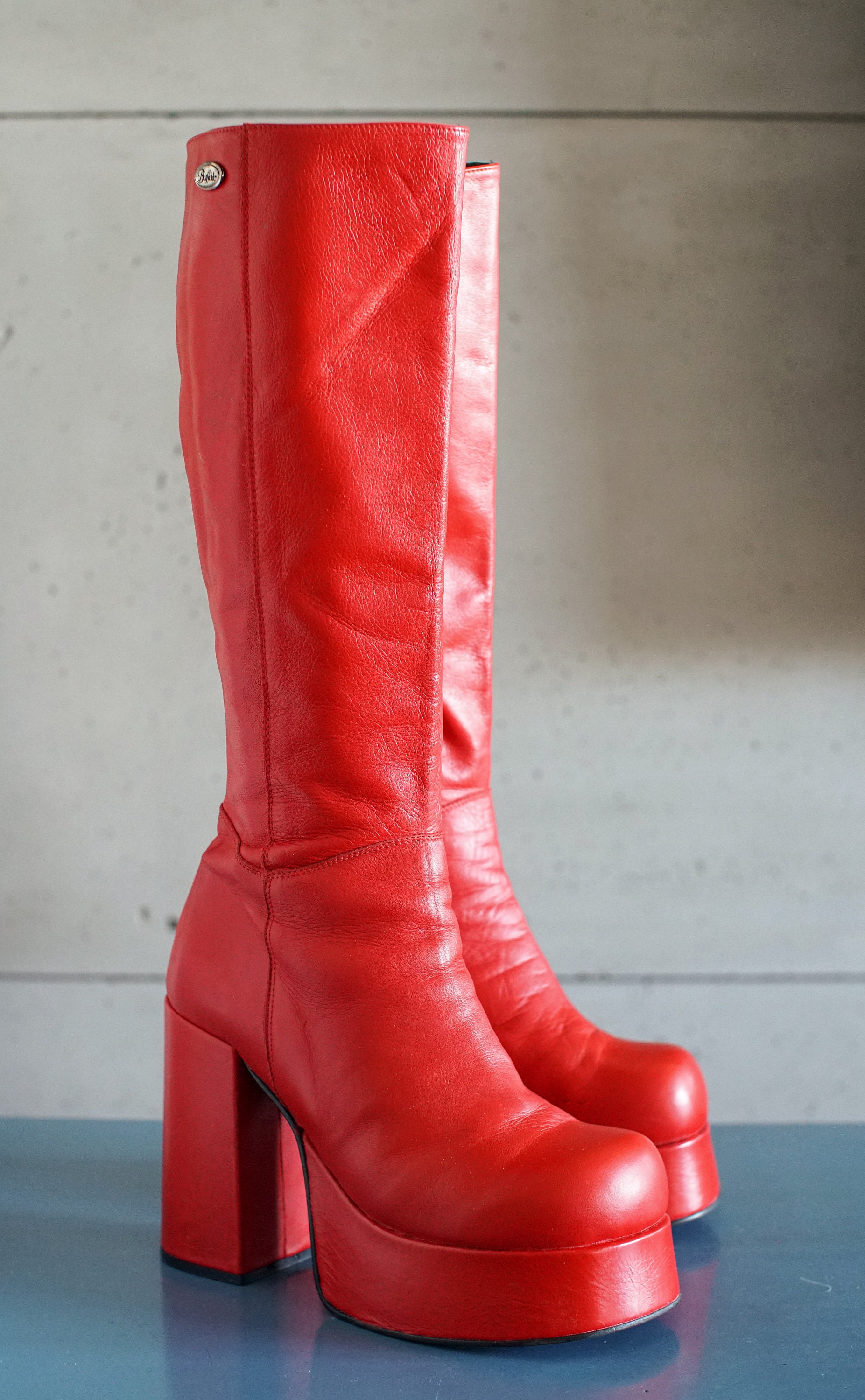 T-24400 CULT 40 Red Boots 90's Club Kid - Etsy