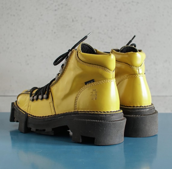 EUR37 US6.5 FLY London Unique Yellow/black Rave Techno Low