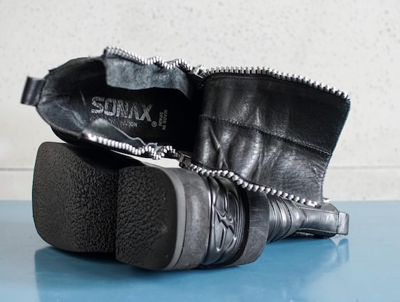 EUR39 US8.5 SONAX Platform Boots Super Rare MEGA Platform 90s