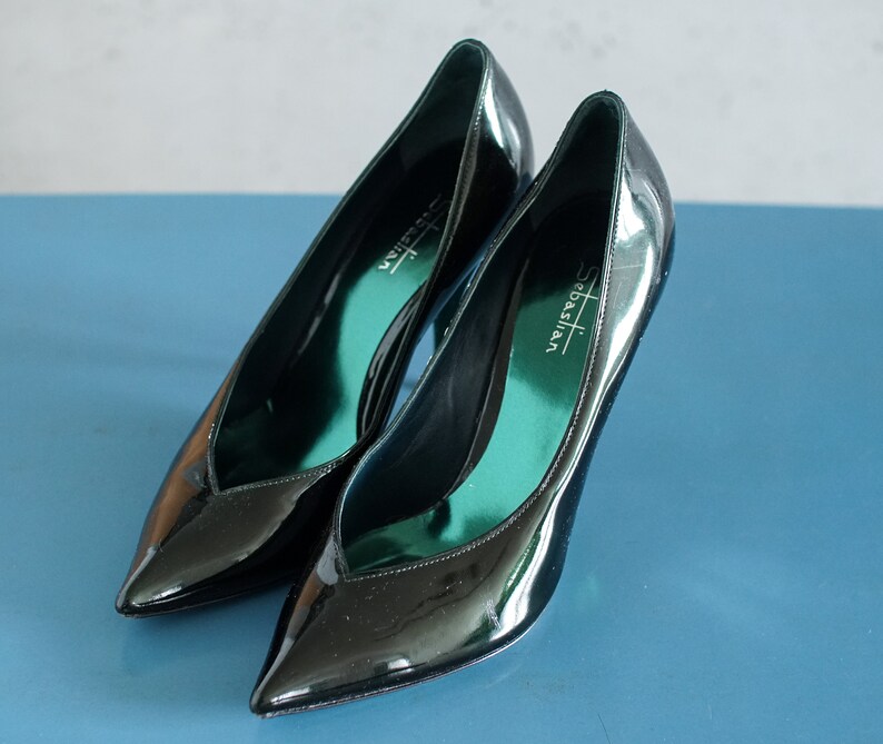 Sebastian vintage designer high heel pumps