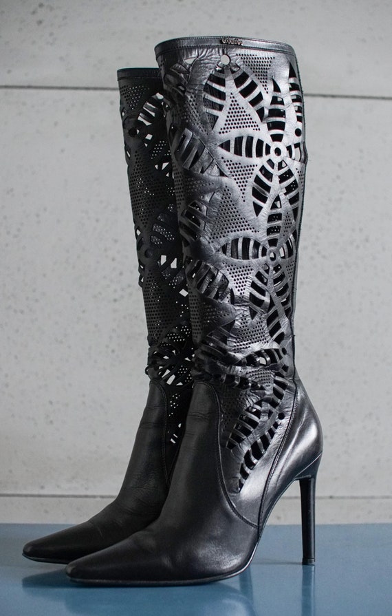 EUR39 US8.5 EL DANTES Couture Openwork Pointy Toed High Heel Boots
