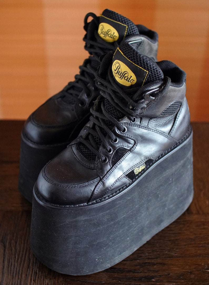 2000s platform shoes