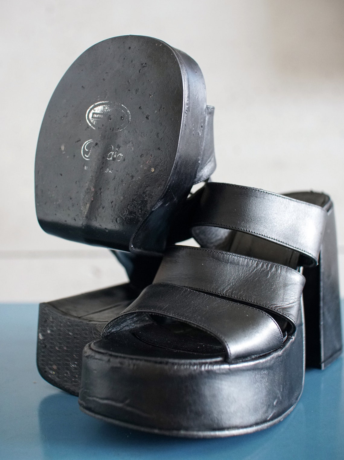 platform sandals buffalo