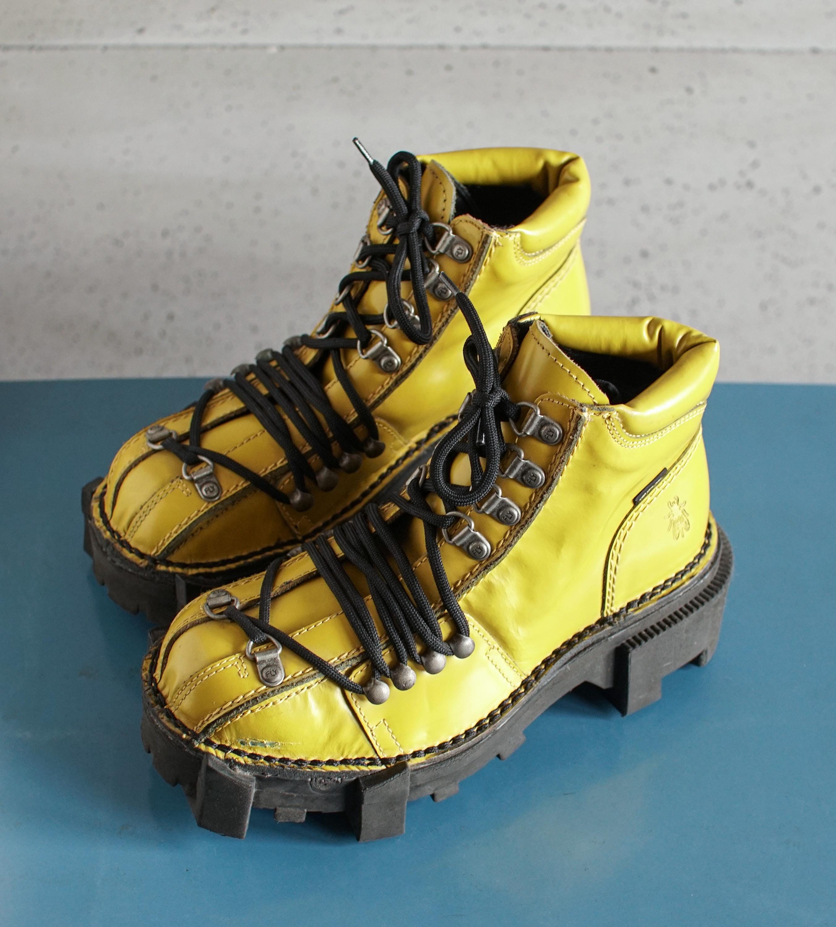 EUR37 US6.5 FLY London Unique Yellow/black Rave Techno Low