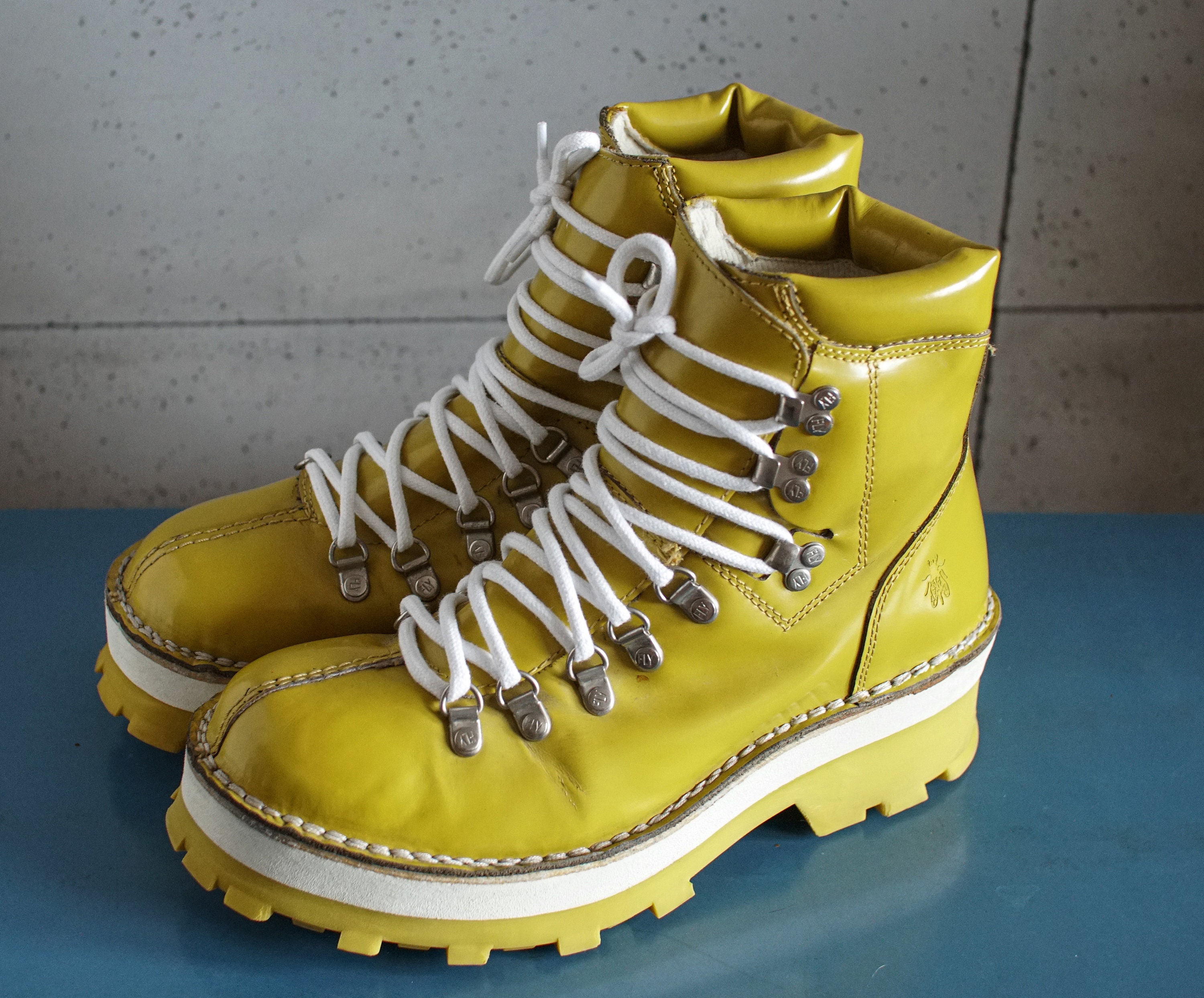 FLY London Unique Yellow white Club Kid Rave Techno Low Platform Boots 90s Chunky Shoes 42 Etsy
