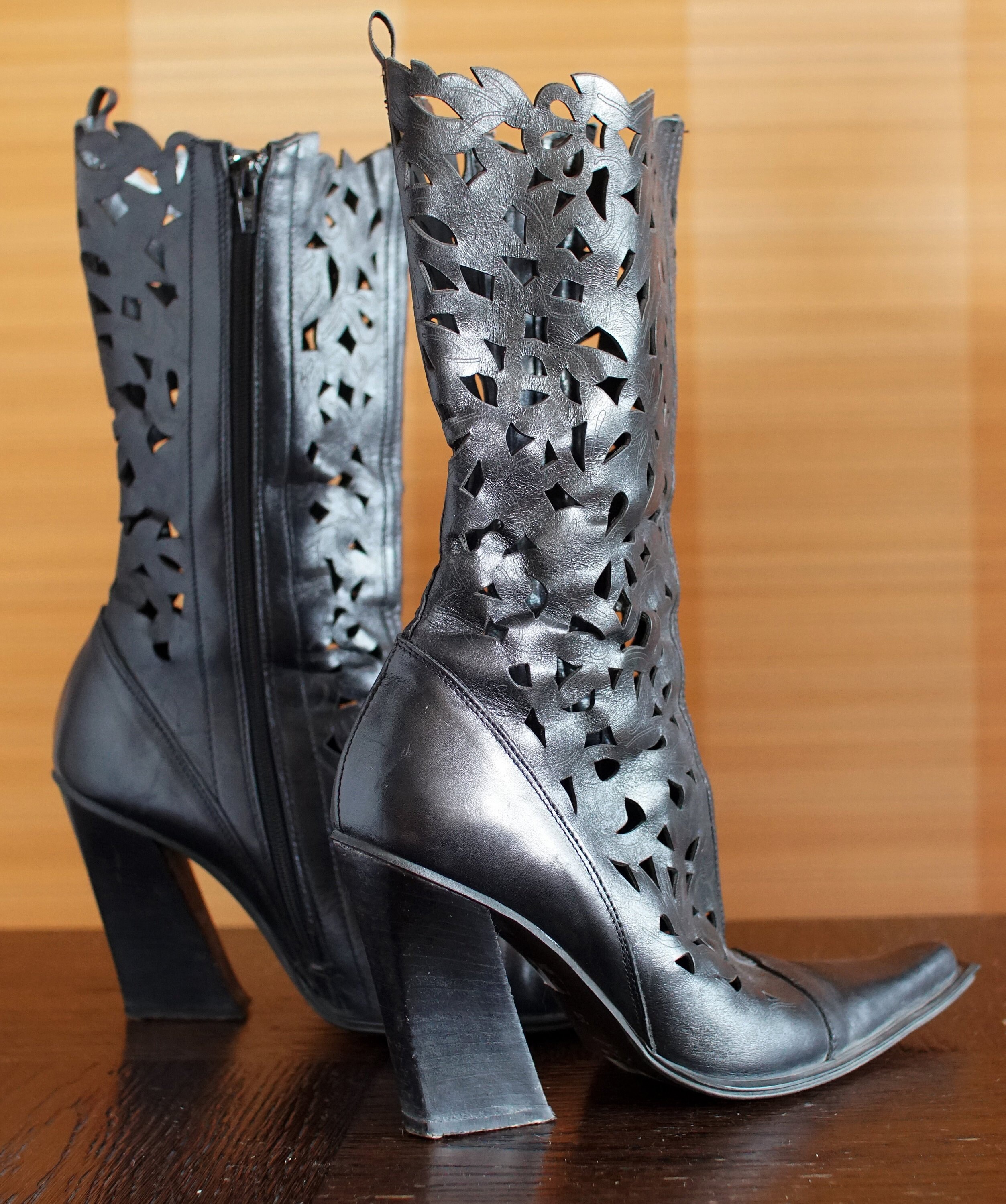 Fabulous Renzi Openwork Italy Cowboy High Heel Boots Cowgirl Western Boots