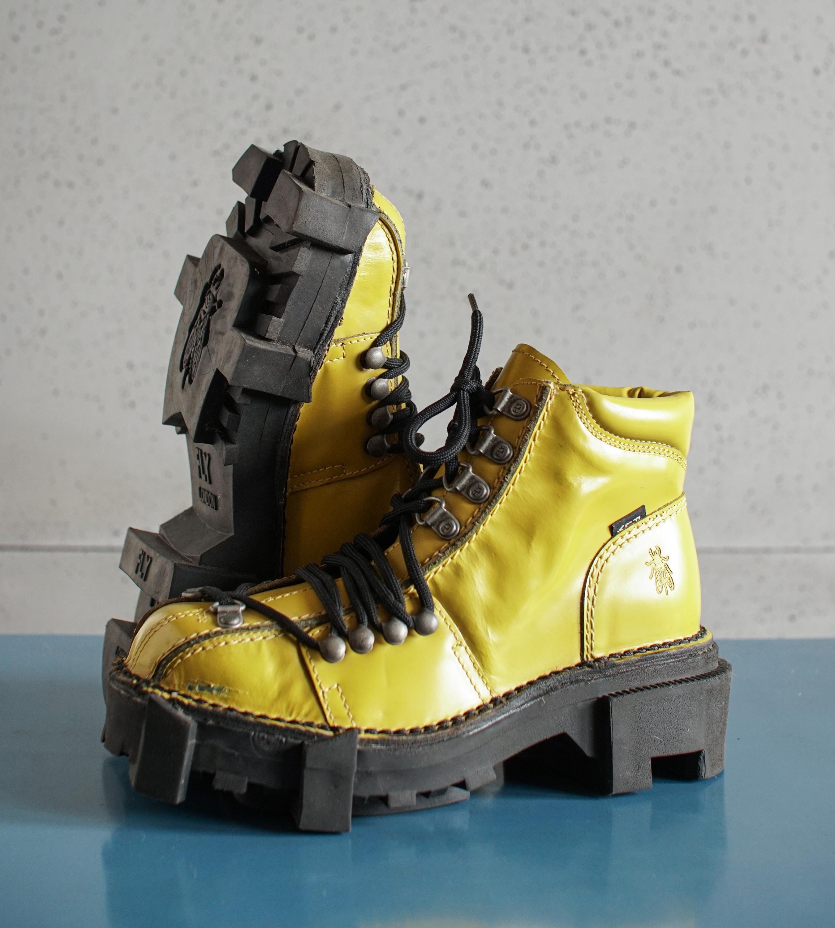 EUR37 US6.5 FLY London Unique Yellow/black Rave Techno Low