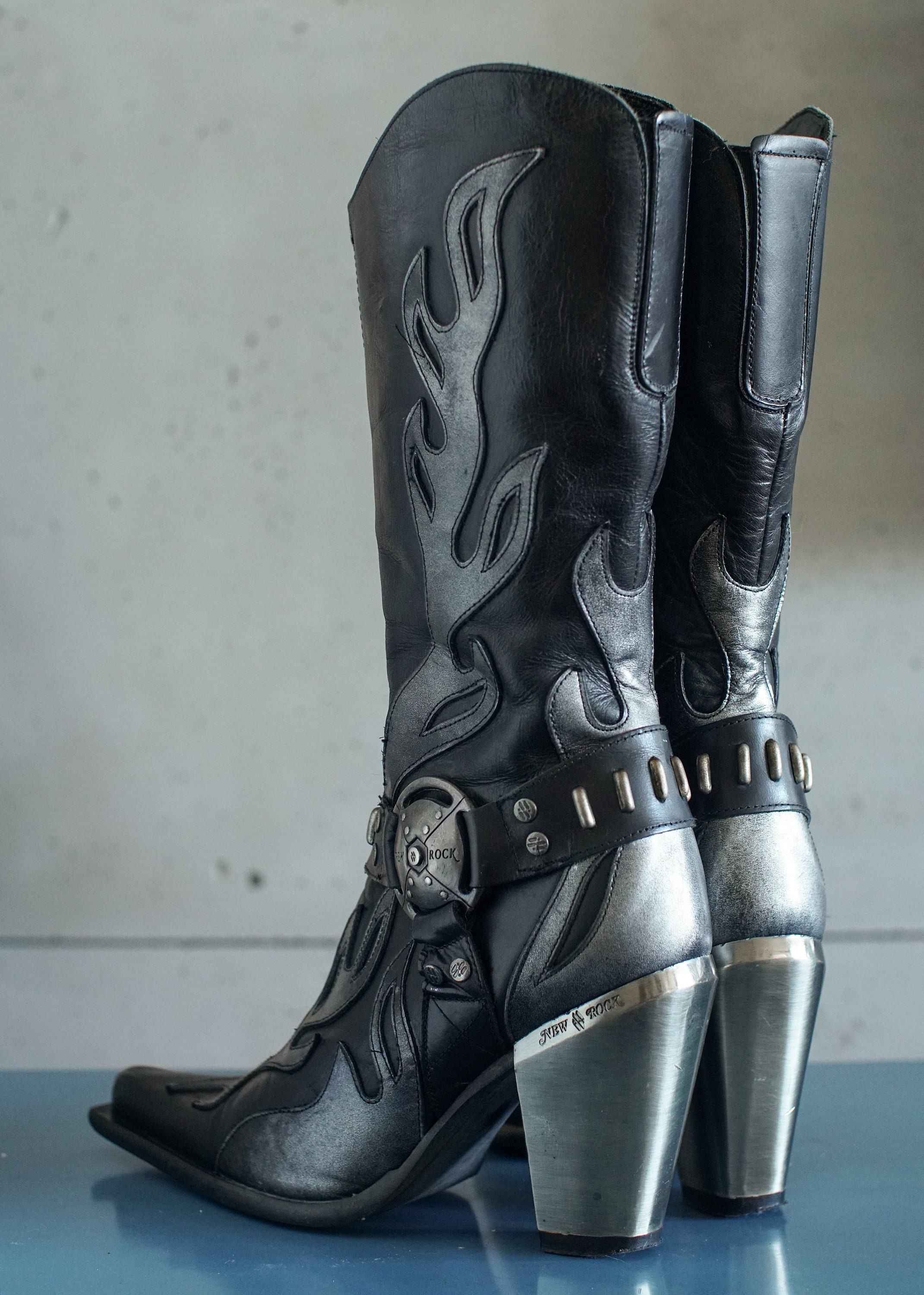 靴 new rock westen cowboy boots Amazon.com | New Rock 7921 S1 Men's Black Flame Western
