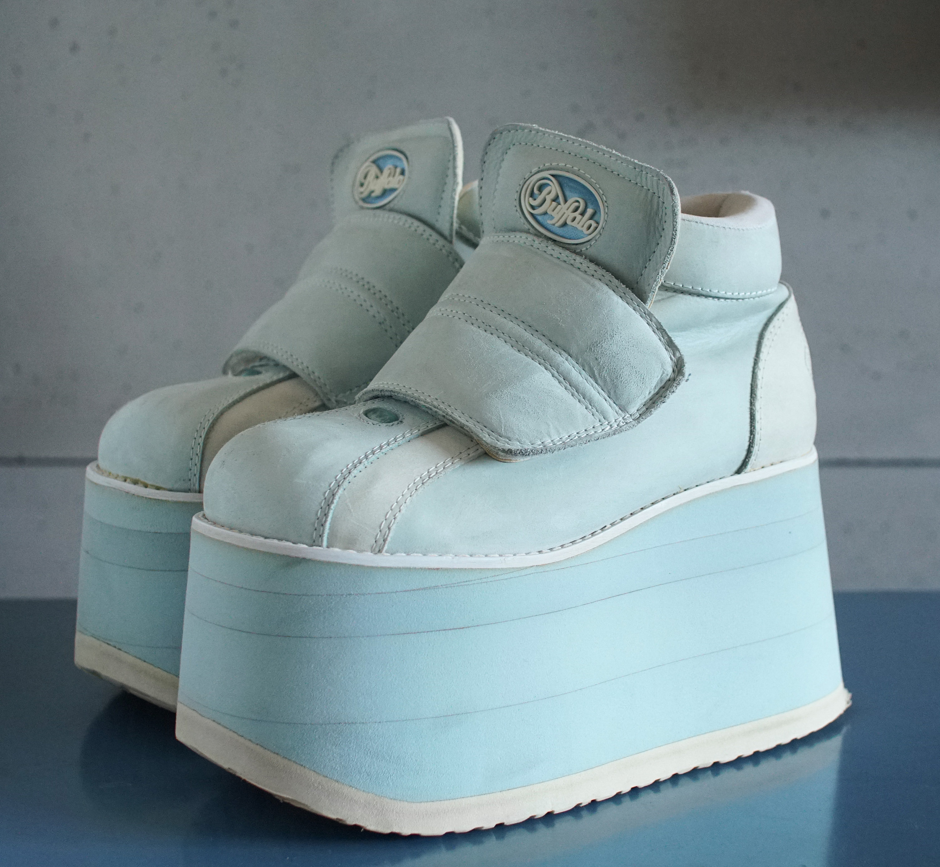 håndbevægelse Tage med Justering BUFFALO Tower 10cm Light Blue Techno 2000 Platform Rave Club | Etsy