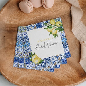 Modello modificabile per tovagliolo da cocktail con piastrelle blu e limoni, tovagliolo quadrato per matrimonio italiano, decorazione da tavolo principale da spremere, download stampabile 044