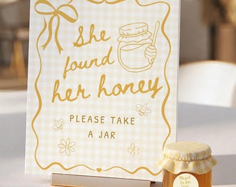 She Found Her Honey Bridal Shower Sticker & Favor Sign Set (Editable Canva Templates 345)
