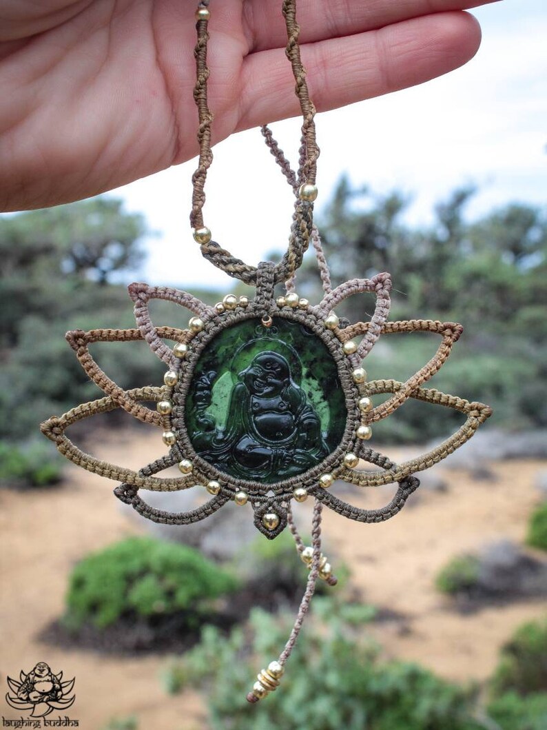 LAUGHING BUDDHA black green Jade macrame talisman