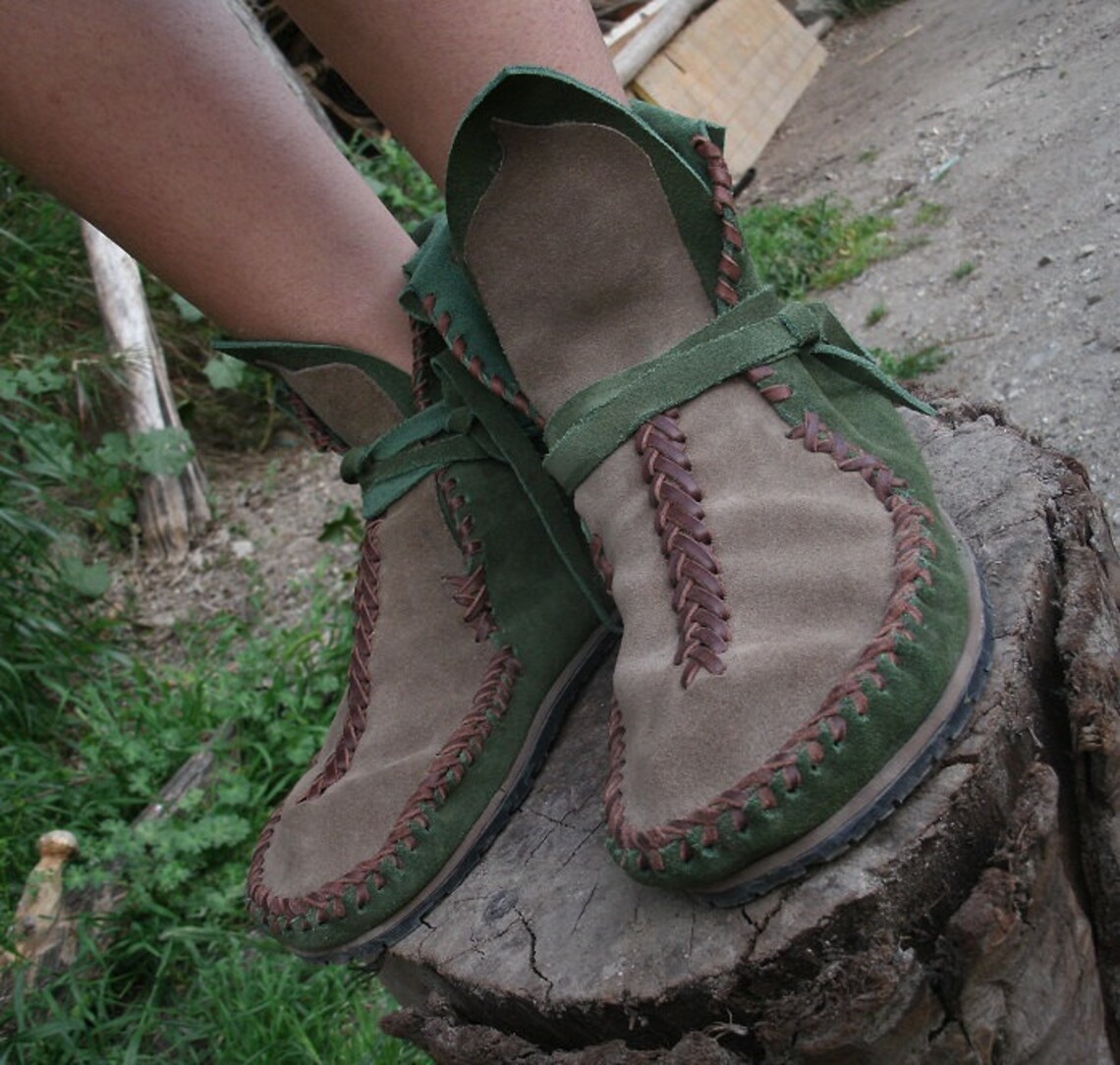 moccasin snake boots