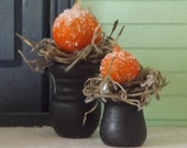 Casa de muñecas decoración en miniatura 1:12 o una pulgada escala hecha a mano naranja bellota calabaza urna - otoño